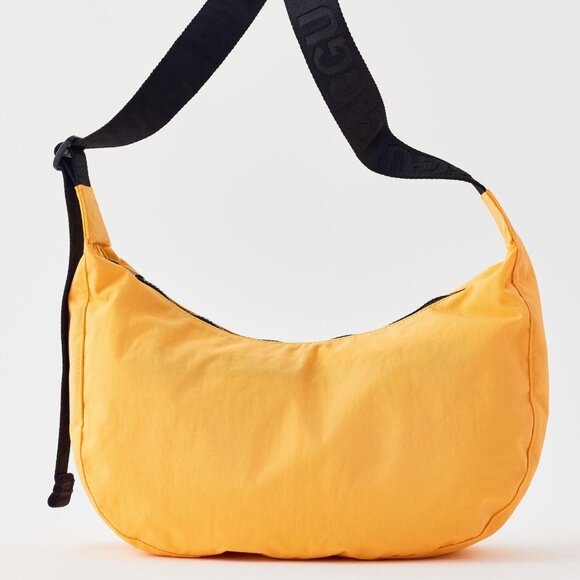 NWT Baggu Crescent Bag Medium - Mango - Picture 1 of 3